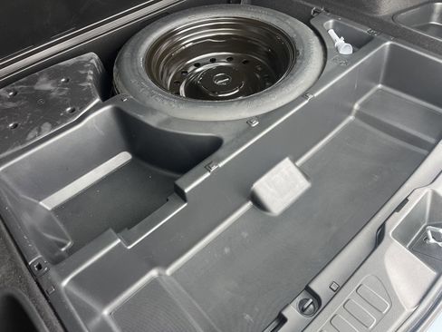 Used 2023 Honda Passport EX-L image 12