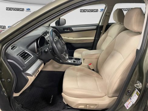 Used 2019 Subaru Outback 2.5i Premium AWD/4WD image 9