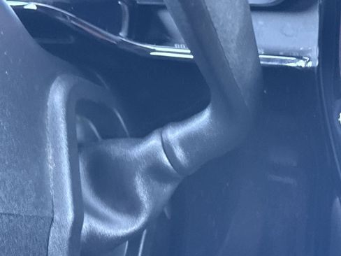 Used 2025 Chevrolet Silverado 1500 LT RWD image 25