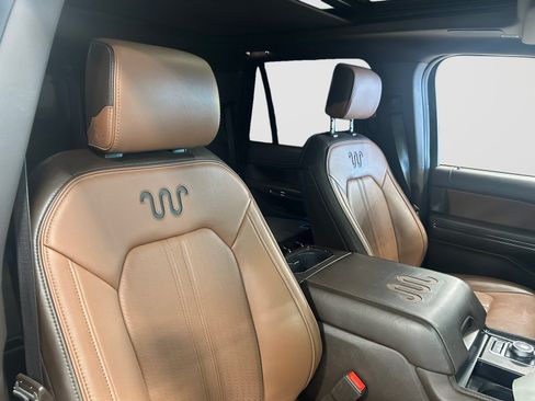 Used 2023 Ford Expedition Max King Ranch AWD/4WD image 17