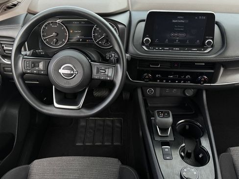 Used 2023 Nissan Rogue SV AWD/4WD image 12