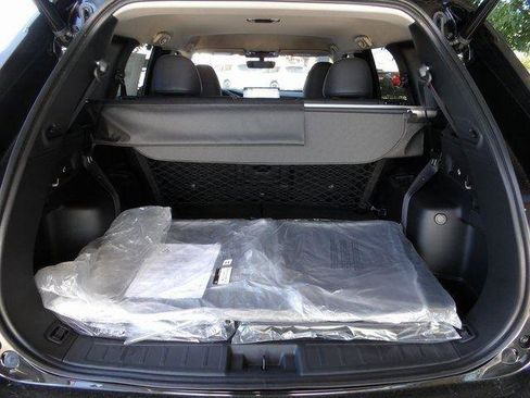 New 2025 Mitsubishi Outlander SE image 10