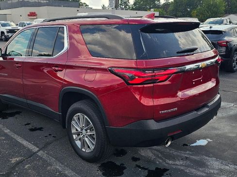 Certified 2023 Chevrolet Traverse LT w/ LPO, Floor Liner Package FWD image 5