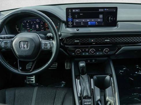 Used 2023 Honda Accord Sport image 23