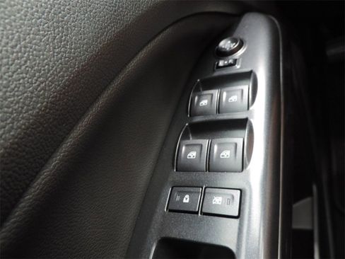 Certified 2022 GMC Canyon AT4 w/ Trailering Package image 24