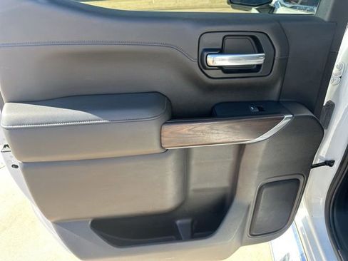 Used 2019 GMC Sierra 1500 SLT image 22