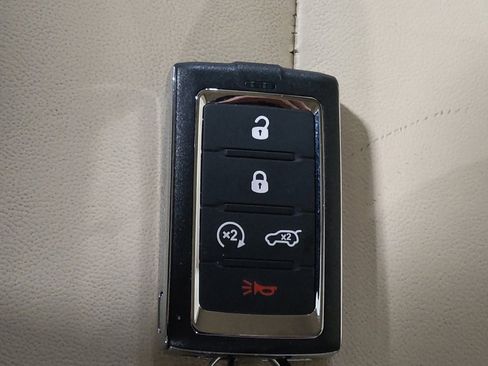 Used 2021 Jeep Grand Cherokee L Limited w/ MOPAR Finishing Package image 32