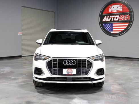 Used 2019 Audi Q3 2.0T Premium AWD/4WD image 2