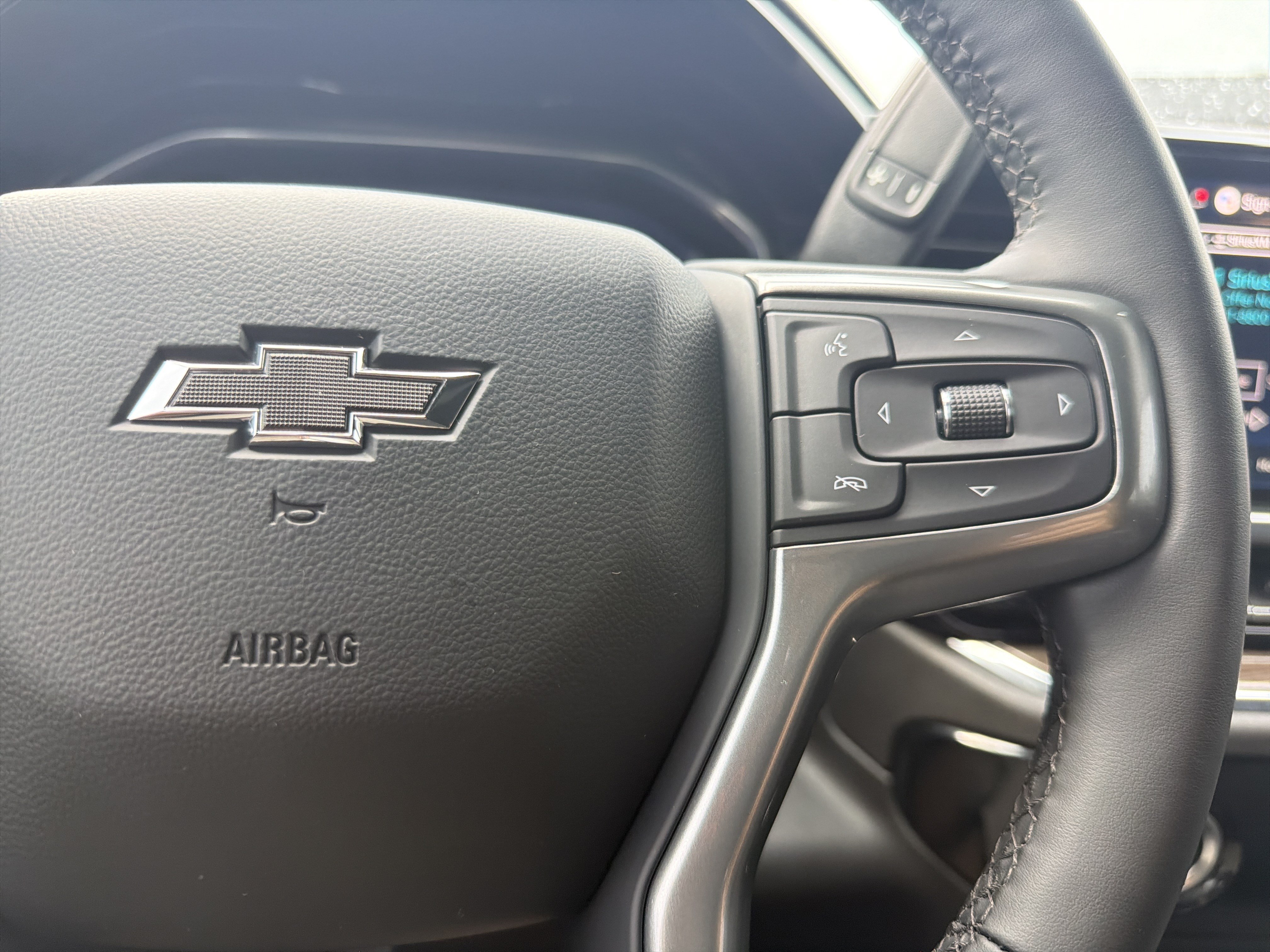 Used 2023 Chevrolet Silverado 1500 RST AWD/4WD image 28