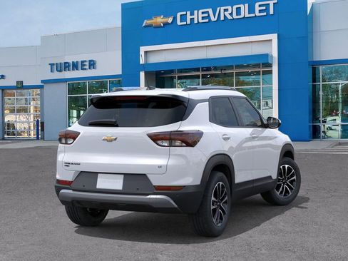 New 2026 Chevrolet TrailBlazer LT w/ LT Cold Weather Package AWD/4WD image 4