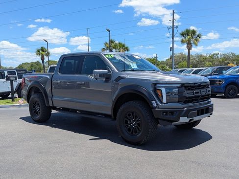 Certified 2025 Ford F150 Raptor AWD/4WD image 2