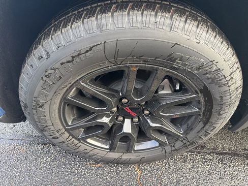 New 2026 GMC Sierra 1500 Elevation w/ LPO, Elevation Black Package image 5