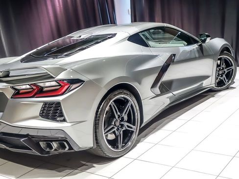 Used 2024 Chevrolet Corvette Stingray Preferred Cpe w/ Z51 Performance Package image 12