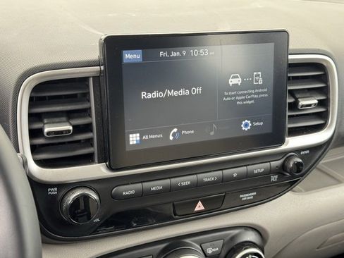 Used 2021 Hyundai Venue SEL image 20