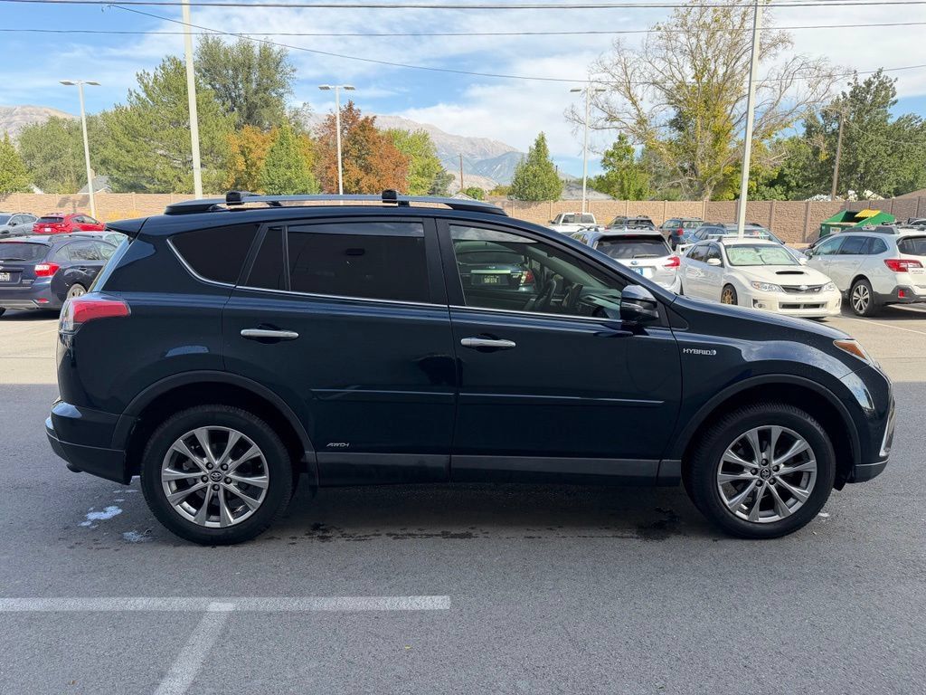 Used 2017 Toyota RAV4 Limited w/ Advanced Technology Package AWD/4WD image 3