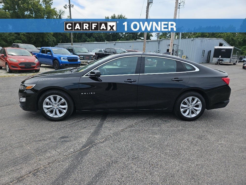 Used 2024 Chevrolet Malibu LT FWD image 1