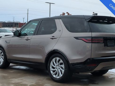 Used 2023 Land Rover Discovery S R-Dynamic image 3