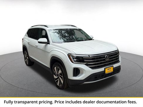 Used 2025 Volkswagen Atlas SE AWD/4WD image 1