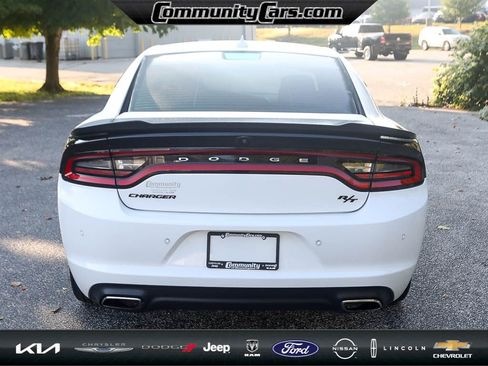 Used 2018 Dodge Charger R/T w/ Beats Audio Group image 6