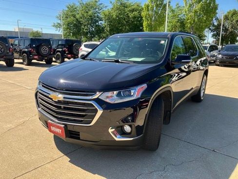 Used 2020 Chevrolet Traverse LT AWD/4WD image 3