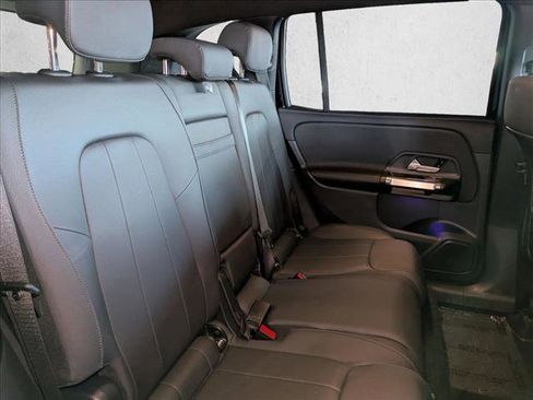 Certified 2025 Mercedes-Benz GLB 250 image 18