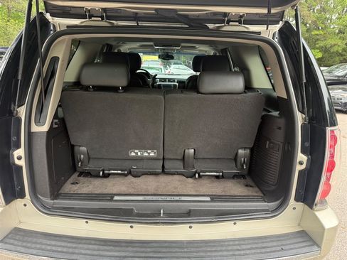 Used 2013 GMC Yukon Denali RWD image 25