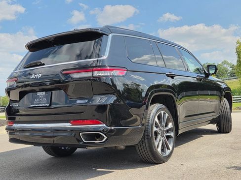 Used 2022 Jeep Grand Cherokee L Overland w/ Luxury Tech Group IV AWD/4WD image 35