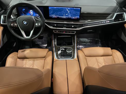Used 2024 BMW X5 xDrive40i w/ Premium Package AWD/4WD image 16