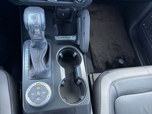 New 2026 Ford Bronco Outer Banks w/ Sasquatch Package image 37