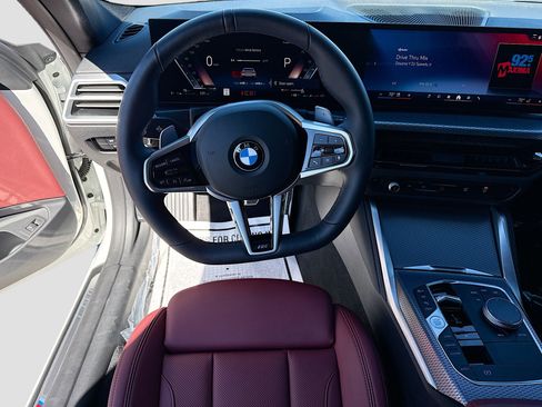 Used 2026 BMW 430i Coupe w/ M Sport Package image 17