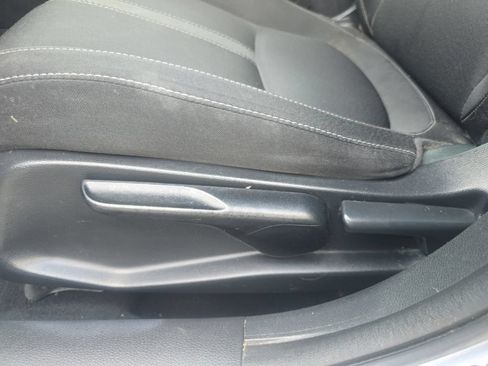 Used 2019 Honda Civic LX image 14