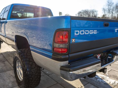 Used 1999 Dodge Ram 2500 Truck 4dr Quad Cab 139 WB HD 4WD image 25
