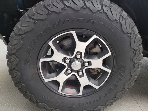 Used 2020 Jeep Wrangler Unlimited Sport S AWD/4WD image 31