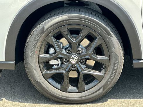 New 2025 Honda HR-V Sport image 30