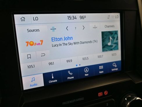 Used 2021 Ford F250 Lariat w/ Lariat Value Package AWD/4WD image 19
