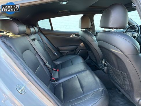 Used 2020 Kia Stinger GT1 image 11