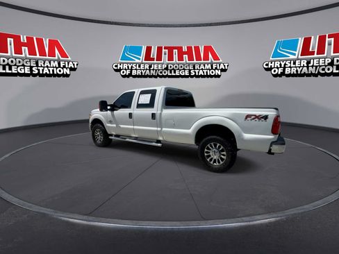 Used 2016 Ford F250 XL w/ Power Equipment Group AWD/4WD image 6