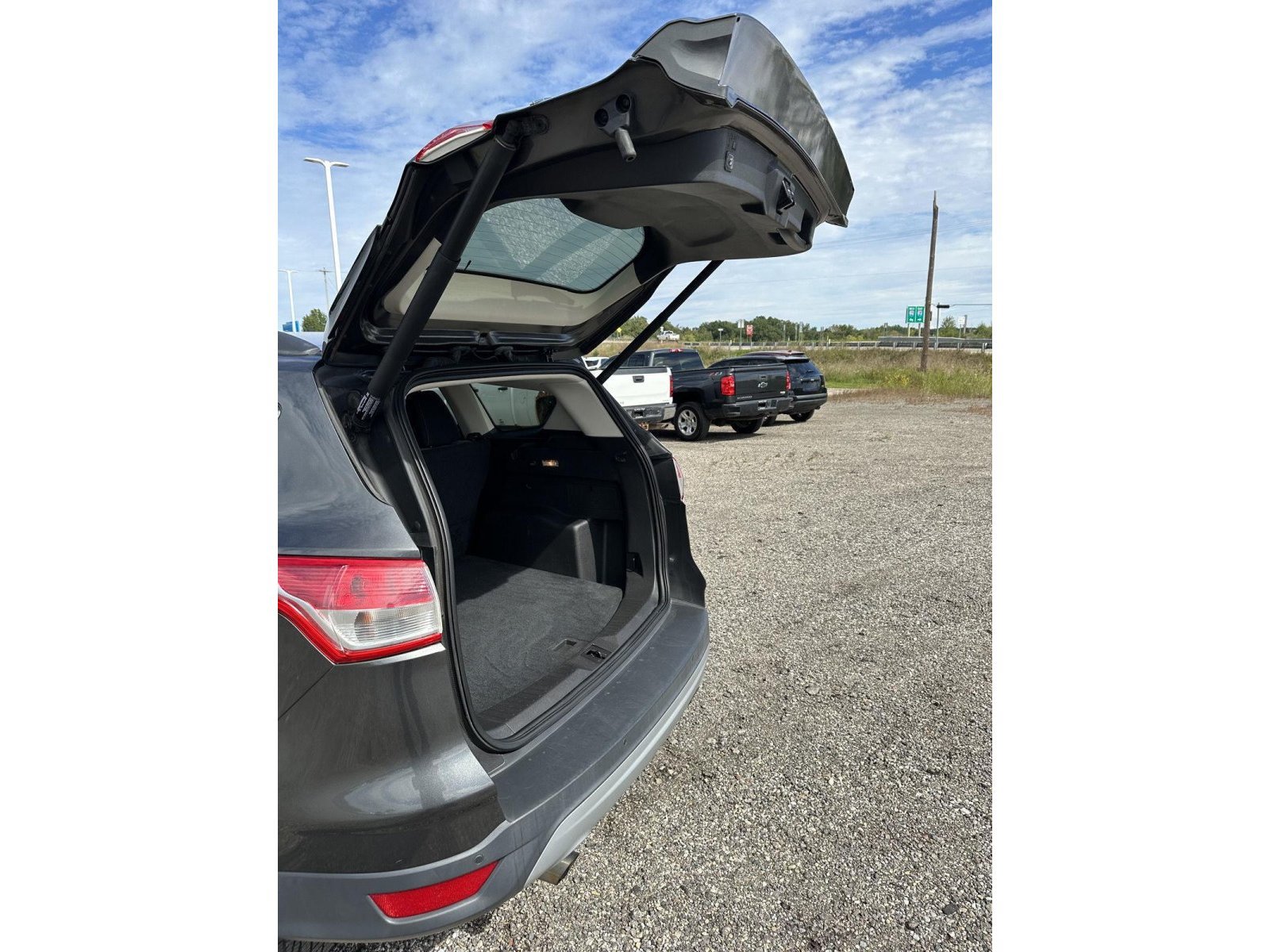 Used 2016 Ford Escape SE w/ Equipment Group 201A FWD image 28