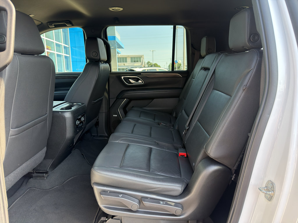 Used 2022 Chevrolet Suburban Z71 AWD/4WD image 28