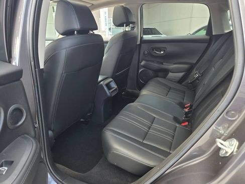Used 2024 Honda HR-V EX-L image 11