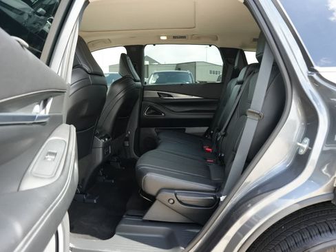 Certified 2026 INFINITI QX60 Luxe w/ Cargo Package AWD/4WD image 19