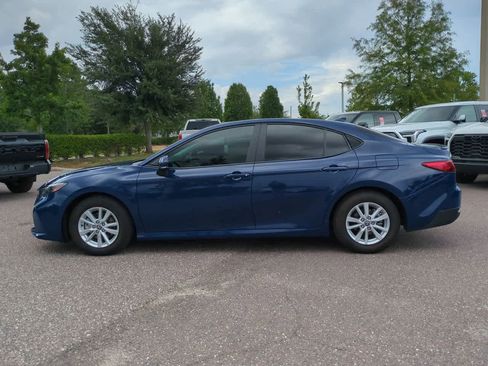 Used 2026 Toyota Camry LE w/ Convenience Package FWD image 3