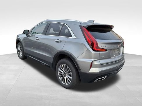 Used 2024 Cadillac XT4 Premium Luxury AWD/4WD image 3