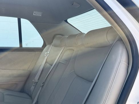 Used 2008 Cadillac DTS FWD image 22