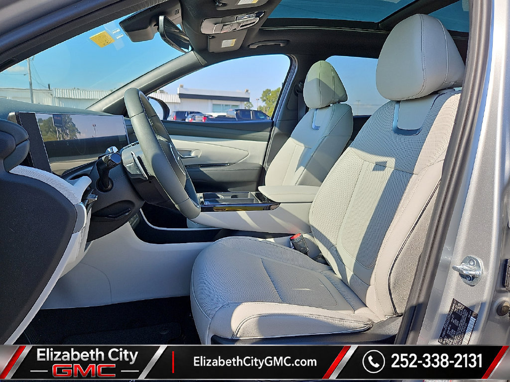 Used 2026 Hyundai Tucson Limited AWD/4WD image 14