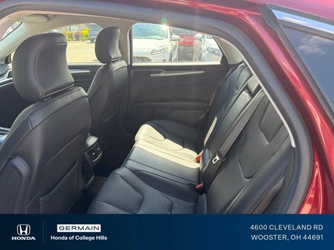 Used 2016 Ford Fusion Titanium FWD image 12