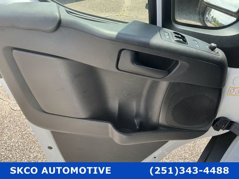 Used 2025 RAM ProMaster 2500 w/ Convenience Group FWD image 25