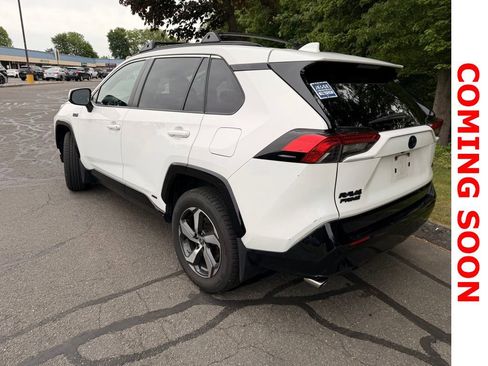 Used 2023 Toyota RAV4 SE w/ Weather & Moonroof Package AWD/4WD image 7