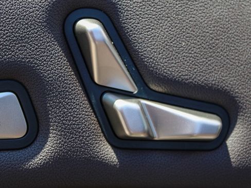 New 2026 BMW iX xDrive45 AWD/4WD image 21