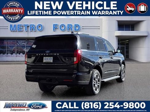 New 2026 Ford Expedition Active AWD/4WD image 3